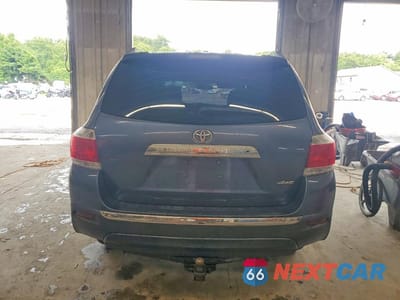 Zdjęcie 6 z 13 samochodu: 2012 TOYOTA HIGHLANDER SE VIN:5TDBK3EH1CS169982 - miniatura