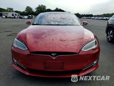 Piąte zdjęcie samochodu w środku: 2016 TESLA MODEL S VIN:5YJSA1E23GF168300 - miniatura