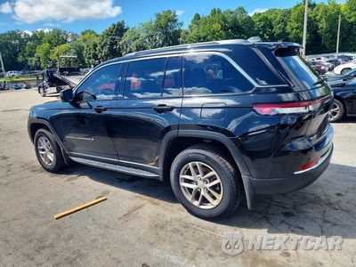 Drugie zdjęcie samochodu z przodu: 2025 JEEP GRAND CHEROKEE LAREDO VIN:1C4RJHAG3S8644482 - miniatura