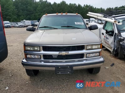 Piąte zdjęcie samochodu w środku: 1999 CHEVROLET GMT-400 K3500 VIN:1GCHK33J9XF096219 - miniatura