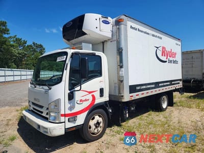 2018 ISUZU NPR XD REFRIGERATED BOX TRUCK JALC4W16XJ7K00270 - główne zdjęcie licytacji z USA - miniatura