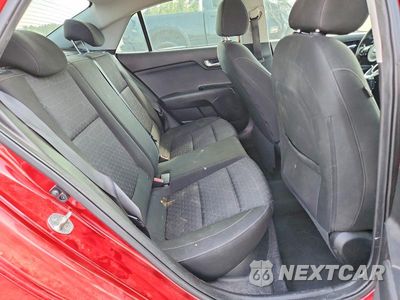 Zdjęcie 10 z 12 samochodu: 2021 KIA RIO S VIN:3KPA24AD2ME426566 - miniatura