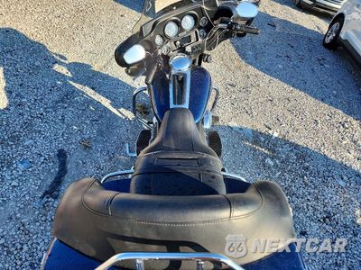 Zdjęcie 6 z 9 samochodu: 2013 HARLEY-DAVIDSON FLHTK ELECTRA GLIDE ULTRA LIMITED VIN:1HD1KEM11DB647871 - miniatura