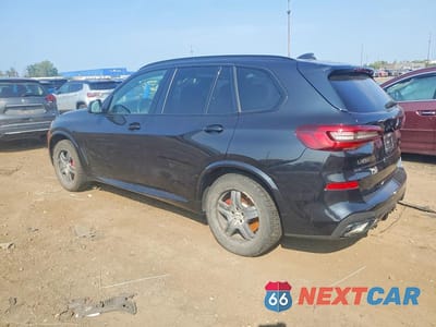 Drugie zdjęcie samochodu z przodu: 2021 BMW X5 VIN:5UXCR6C08M9H68653 - miniatura