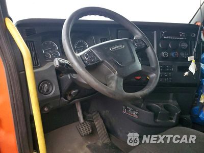 Zdjęcie 8 z 14 samochodu: 2023 FREIGHTLINER CASCADIA 126