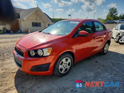 2013 CHEVROLET SONIC LS 1G1JA5SG1D4174711 - główne zdjęcie licytacji z USA - miniatura