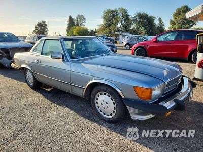 Czwarte zdjęcie samochodu z boku: 1987 MERCEDES-BENZ 560 SL VIN:WDBBA48D9HA066958 - miniatura