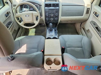 Zdjęcie 8 z 13 samochodu: 2008 FORD ESCAPE XLS VIN:1FMCU92Z48KD49806 - miniatura