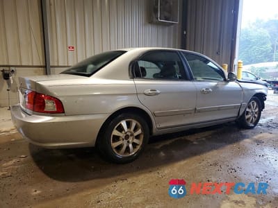 Trzecie zdjęcie samochodu z tyłu: 2006 KIA OPTIMA LX V6 VIN:KNAGD128565438825 - miniatura