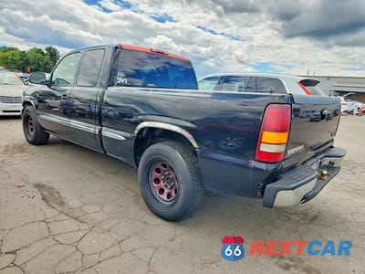 Drugie zdjęcie samochodu z przodu: 2002 GMC NEW SIERRA C1500 VIN:2GTEC19V021274730 - miniatura