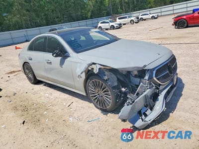 Czwarte zdjęcie samochodu z boku: 2025 MERCEDES-BENZ E 350 4MATIC VIN:W1KLF4HB9SA117216 - miniatura