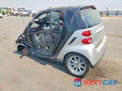 Drugie zdjęcie samochodu z przodu: 2009 SMART FORTWO PURE VIN:WMEEJ31X99K245883 - miniatura