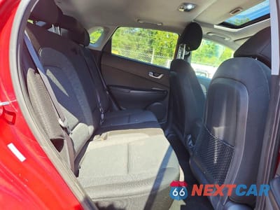 Zdjęcie 10 z 12 samochodu: 2023 HYUNDAI KONA SEL VIN:KM8K33AG3PU190422 - miniatura