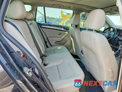 Zdjęcie 10 z 12 samochodu: 2017 VOLKSWAGEN GOLF ALLTRACK S VIN:3VWH17AU7HM523368 - miniatura