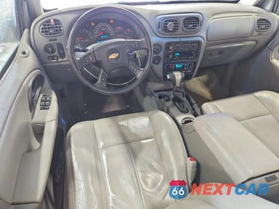 Zdjęcie 8 z 13 samochodu: 2005 CHEVROLET TRAILBLAZER EXT LS VIN:1GNET16M056202359 - miniatura