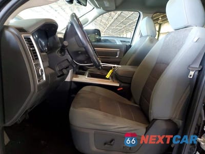 Zdjęcie 7 z 12 samochodu: 2015 RAM 2500 SLT VIN:3C6UR5DJ9FG619943 - miniatura