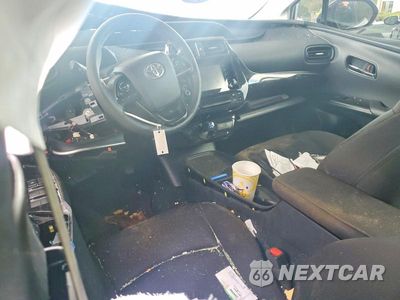 Zdjęcie 8 z 12 samochodu: 2021 TOYOTA PRIUS L ECO VIN:JTDKAMFU7M3146150 - miniatura