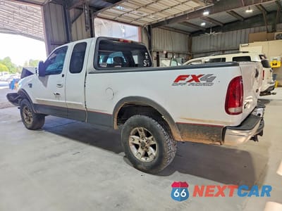 Drugie zdjęcie samochodu z przodu: 2002 FORD F150 VIN:1FTRX18L72NA83360 - miniatura