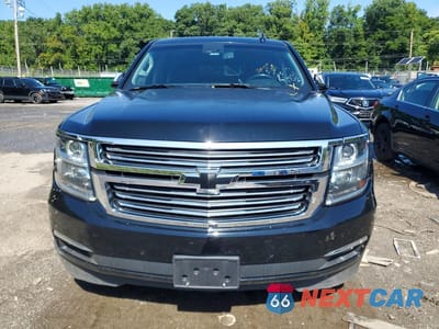 Piąte zdjęcie samochodu w środku: 2017 CHEVROLET SUBURBAN K1500 PREMIER VIN:1GNSKJKC0HR124221 - miniatura
