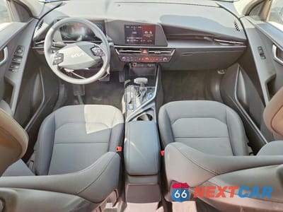 Zdjęcie 8 z 13 samochodu: 2026 KIA NIRO LX VIN:KNDCP3LE1T5347426 - miniatura