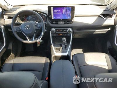 Zdjęcie 8 z 13 samochodu: 2023 TOYOTA RAV4 XLE PREMIUM VIN:2T3A1RFV4PW401937 - miniatura