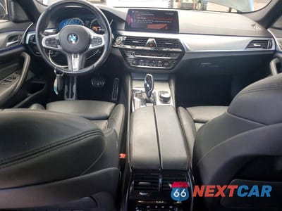 Zdjęcie 8 z 12 samochodu: 2018 BMW 530 XI VIN:WBAJA7C57JWA74323 - miniatura