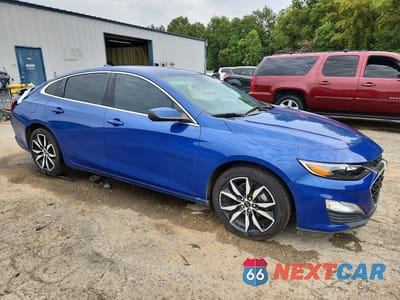 Czwarte zdjęcie samochodu z boku: 2023 CHEVROLET MALIBU RS VIN:1G1ZG5ST6PF125222 - miniatura