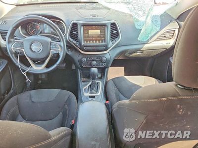 Zdjęcie 8 z 13 samochodu: 2016 JEEP CHEROKEE LATITUDE VIN:1C4PJLCS3GW189356 - miniatura