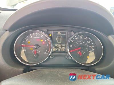 Zdjęcie 9 z 13 samochodu: 2013 NISSAN ROGUE S VIN:JN8AS5MV6DW108941 - miniatura