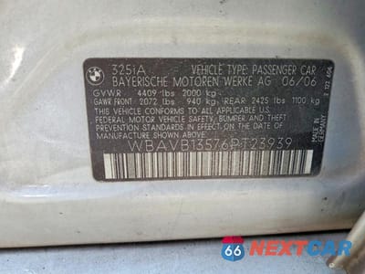 Zdjęcie 12 z 12 samochodu: 2006 BMW 325 I VIN:WBAVB13576PT23939 - miniatura