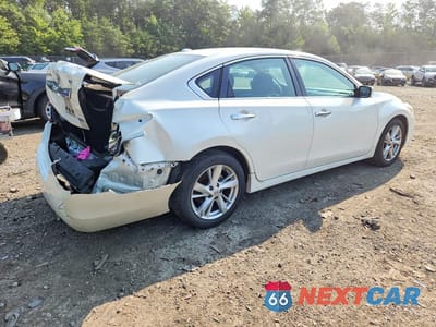 Trzecie zdjęcie samochodu z tyłu: 2013 NISSAN ALTIMA 2.5 VIN:1N4AL3AP3DC917825 - miniatura