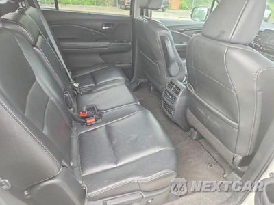 Zdjęcie 10 z 12 samochodu: 2019 HONDA PILOT TOURING VIN:5FNYF6H91KB007308 - miniatura