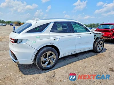 Trzecie zdjęcie samochodu z tyłu: 2026 GENESIS GV70 2.5T STANDARD VIN:5NMMADTB9TH044070 - miniatura