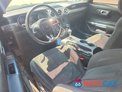 Zdjęcie 8 z 12 samochodu: 2018 FORD MUSTANG VIN:1FA6P8TH8J5113131 - miniatura