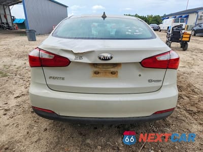 Zdjęcie 6 z 12 samochodu: 2014 KIA FORTE LX VIN:KNAFK4A69E5086981 - miniatura