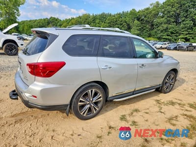 Trzecie zdjęcie samochodu z tyłu: 2018 NISSAN PATHFINDER S VIN:5N1DR2MM4JC677922 - miniatura