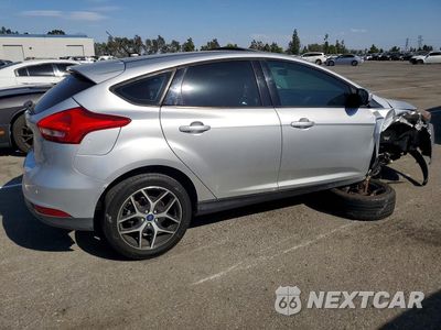 Trzecie zdjęcie samochodu z tyłu: 2017 FORD FOCUS SEL VIN:1FADP3M21HL290419 - miniatura