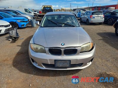 Piąte zdjęcie samochodu w środku: 2013 BMW 128 I VIN:WBAUP7C55DVP24317 - miniatura