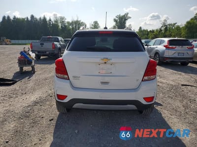 Zdjęcie 6 z 13 samochodu: 2018 CHEVROLET TRAX 1LT VIN:KL7CJLSB4JB705087 - miniatura