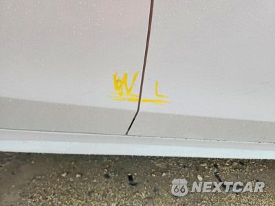 Zdjęcie 12 z 13 samochodu: 2020 MERCEDES-BENZ C 300 4MATIC VIN:55SWF8EB8LU323430 - miniatura