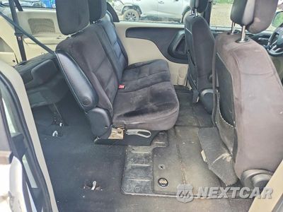 Zdjęcie 11 z 13 samochodu: 2014 DODGE GRAND CARAVAN SE VIN:2C4RDGBG4ER361954 - miniatura