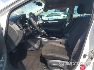 Zdjęcie 7 z 13 samochodu: 2017 NISSAN SENTRA S VIN:3N1AB7AP7HY400578 - miniatura