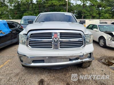 Piąte zdjęcie samochodu w środku: 2016 RAM 1500 SLT VIN:1C6RR6LT3GS148171 - miniatura
