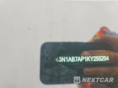 Zdjęcie 12 z 12 samochodu: 2019 NISSAN SENTRA SV VIN:3N1AB7AP1KY255254 - miniatura