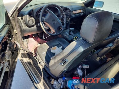 Zdjęcie 8 z 13 samochodu: 1995 BMW 325 IC AUTOMATIC VIN:WBABJ6329SJD44350 - miniatura