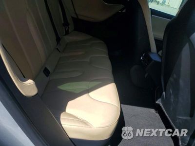 Zdjęcie 10 z 12 samochodu: 2013 TESLA MODEL S VIN:5YJSA1CN5DFP05337 - miniatura