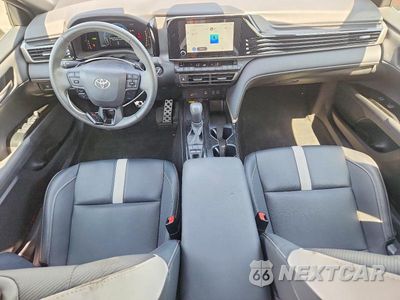 Zdjęcie 8 z 12 samochodu: 2025 TOYOTA CAMRY SE VIN:4T1DAACKXSU167295 - miniatura