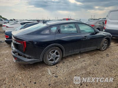 Trzecie zdjęcie samochodu z tyłu: 2026 KIA K4 LXS VIN:3KPFT4DE2TE288128 - miniatura