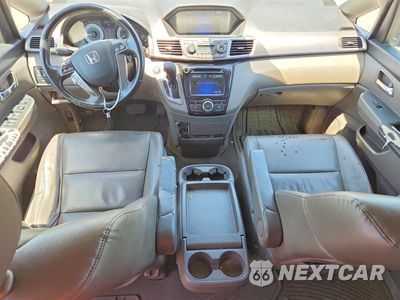 Zdjęcie 8 z 13 samochodu: 2015 HONDA ODYSSEY EXL VIN:5FNRL5H66FB091399 - miniatura