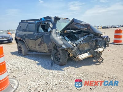 Czwarte zdjęcie samochodu z boku: 2023 TOYOTA 4RUNNER TRD PRO VIN:JTELU5JR0P6106415 - miniatura